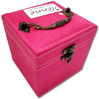 Jewelry box / jewelry box square fuchsia pink